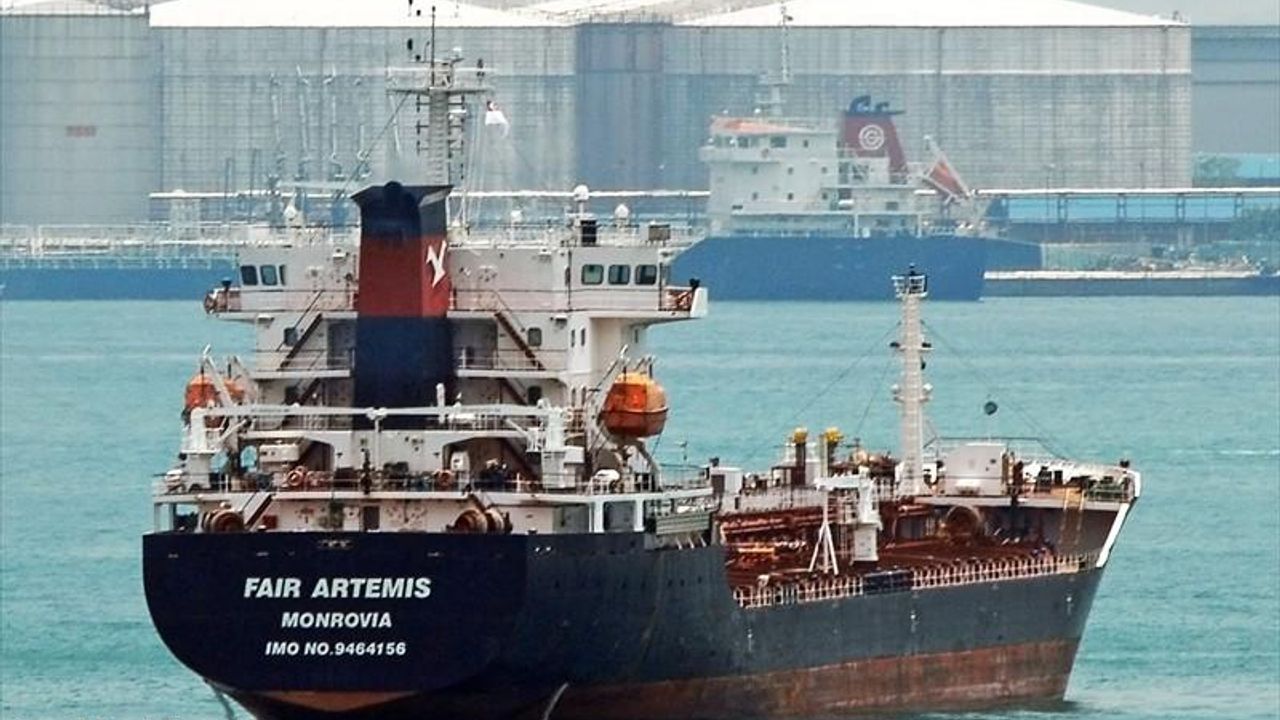 Yunan Tankeri, Gana Açıklarında Kayboldu