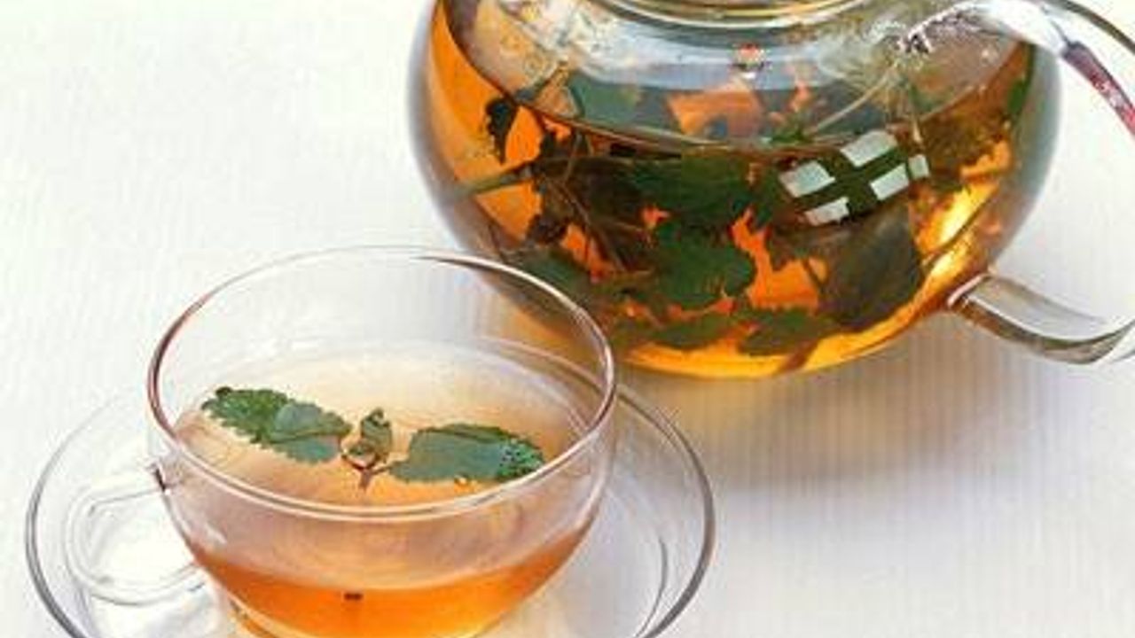 Bitki Çaylarını Tüketirken Dikkat Edin
