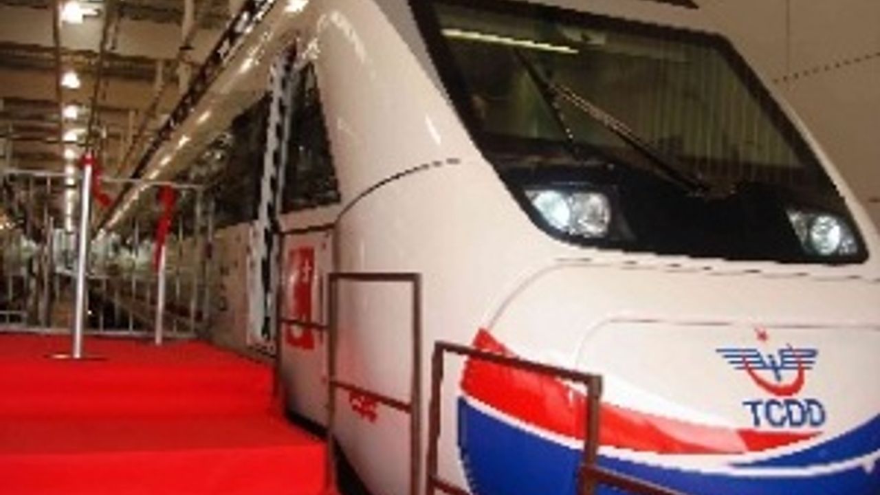 Ankara-Eskişehir Hızlı Tren Hattı Açılıyor