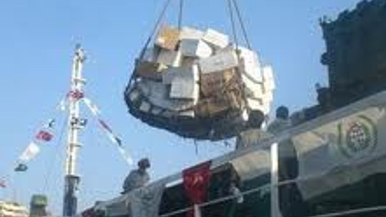 İHH, Libya'ya Yardım Gemisi Gönderiyor