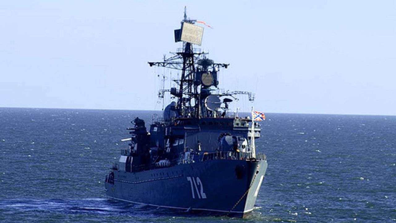 Rus Fırkateyni 51 Gemiyi Korumuş