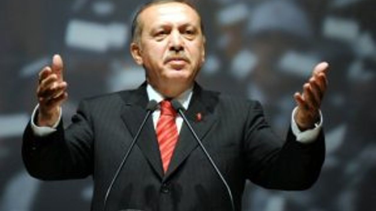 "Bu ülkenin Türküne de Kürdüne de aşığım"