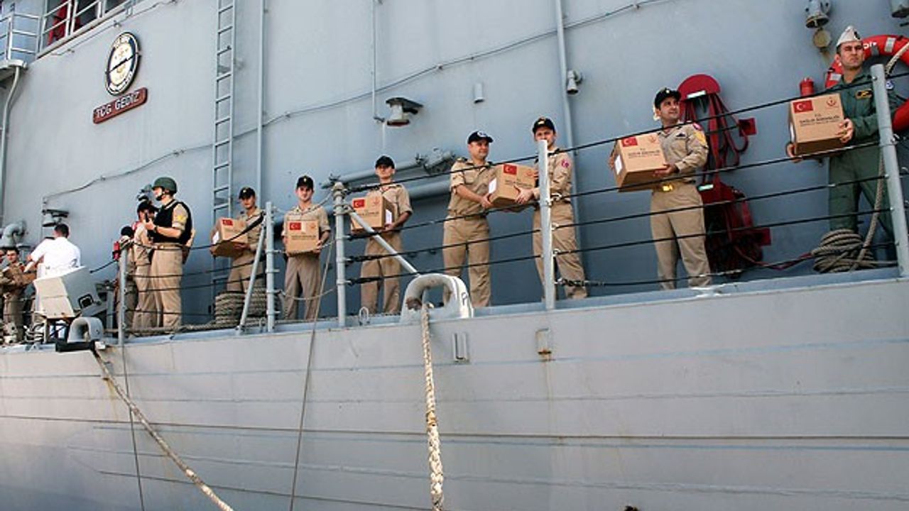 Türk Gemileri Somali'ye Ulaştı