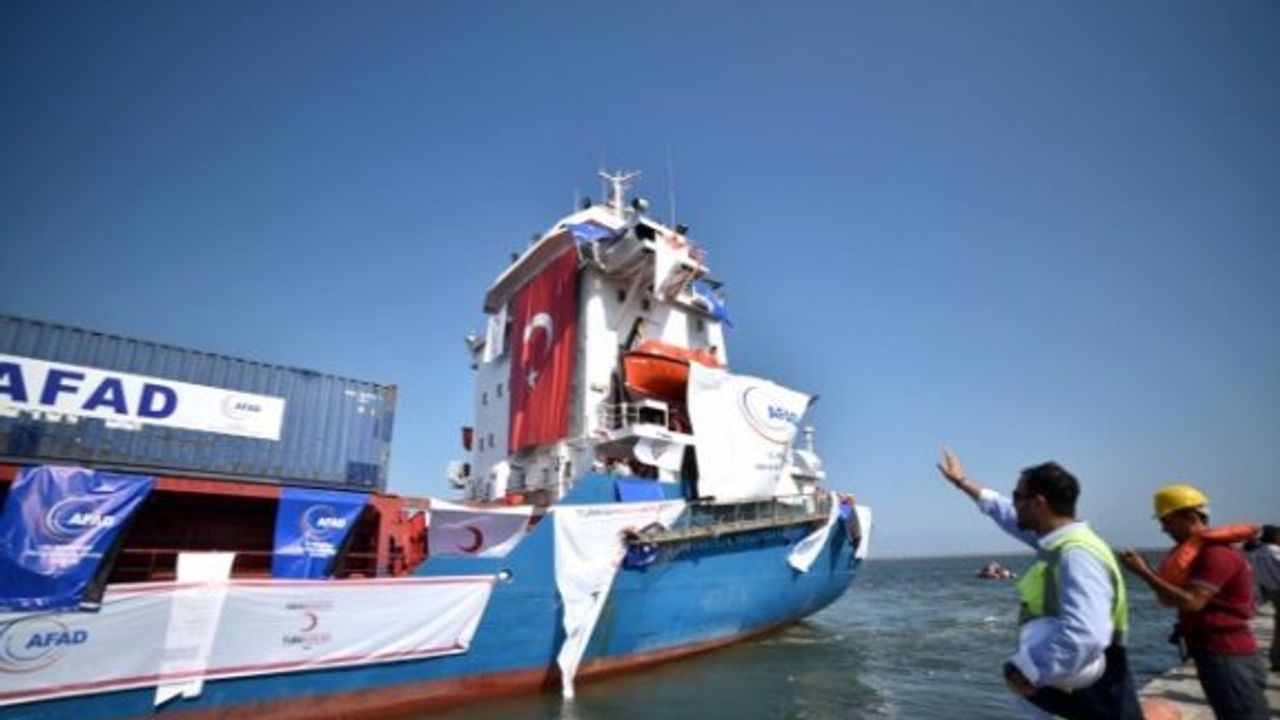 Türk Yardım Gemisi 'Lady Leyla', İsrail'in Aşdod Limanı'na Ulaştı