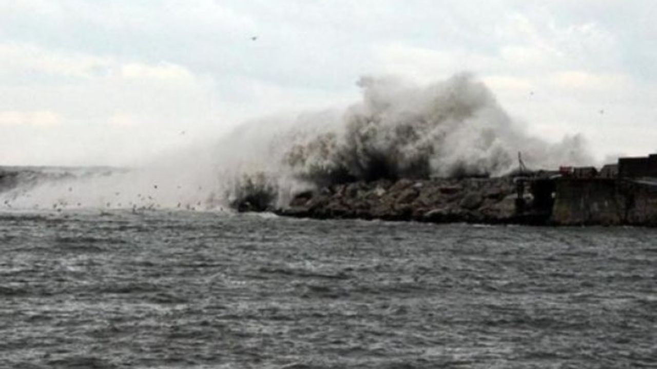 Meteoroloji'den Marmara denizi için fırtına uyarısı