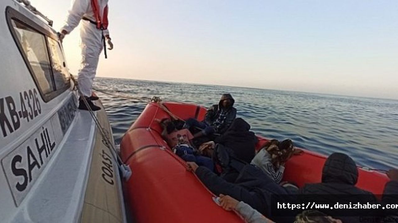 Ölüme terk edilen göçmenleri, Sahil Güvenlik botu kurtardı!