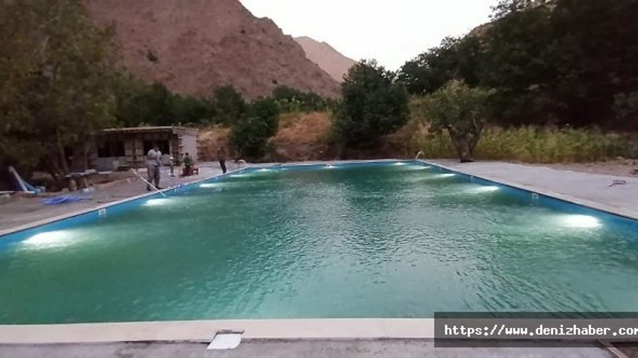 Hakkari'de yarı olimpik yüzme havuzu açıldı!