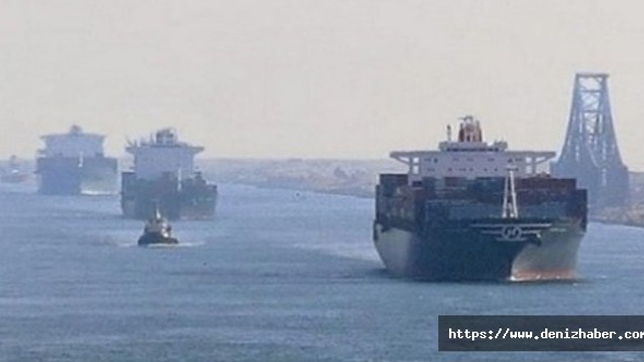 Dev konteyner gemisi karaya oturdu, Süveyş Kanalı tıkandı!