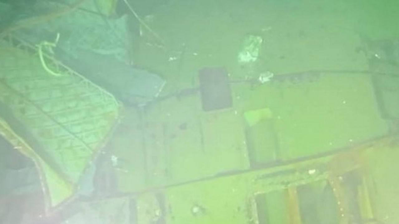 Çin, denizaltı enkazı için gemi gönderiyor: 1.300 ton metal 800 metre derinlik!
