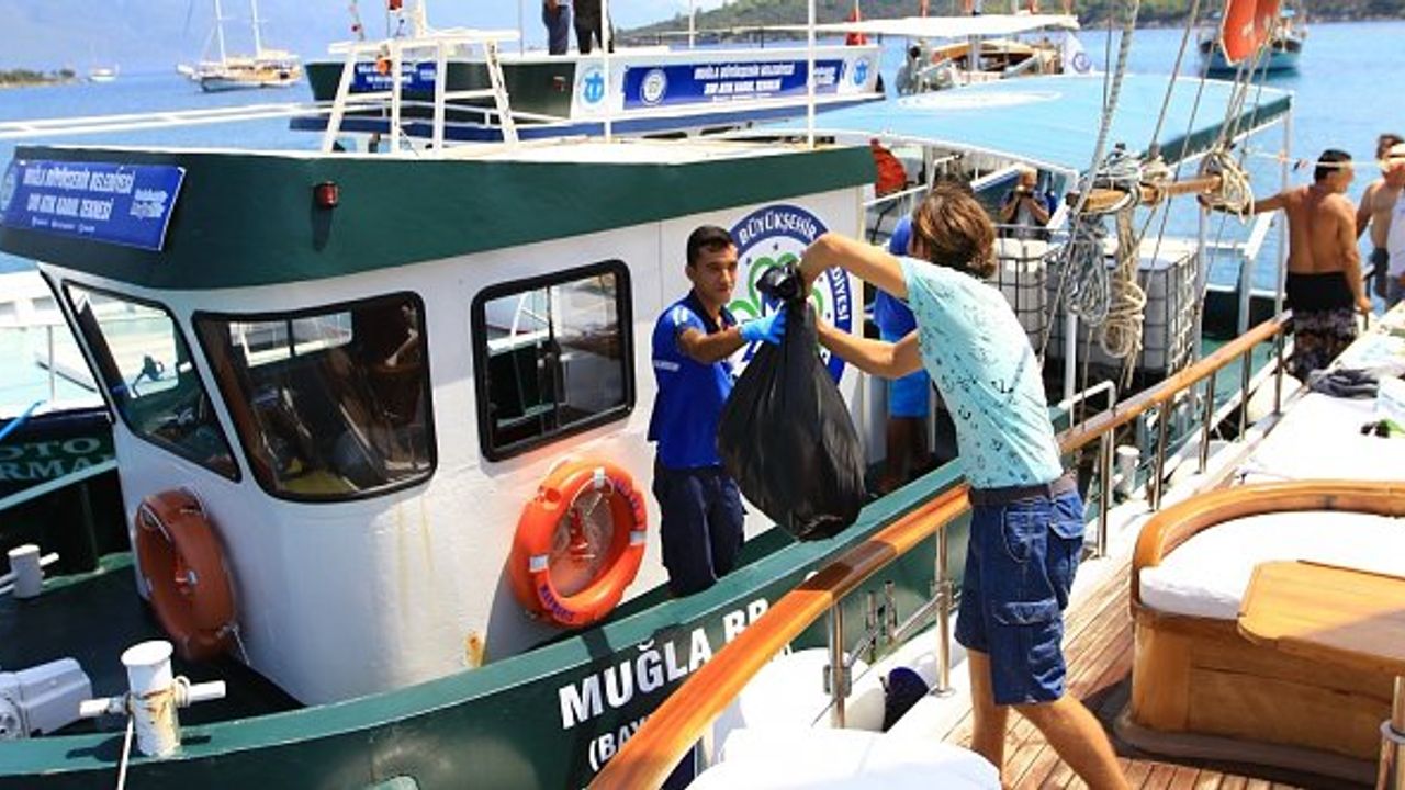 Bayramda denizlerden 268 bin 145 kilogram katı atık toplandı!