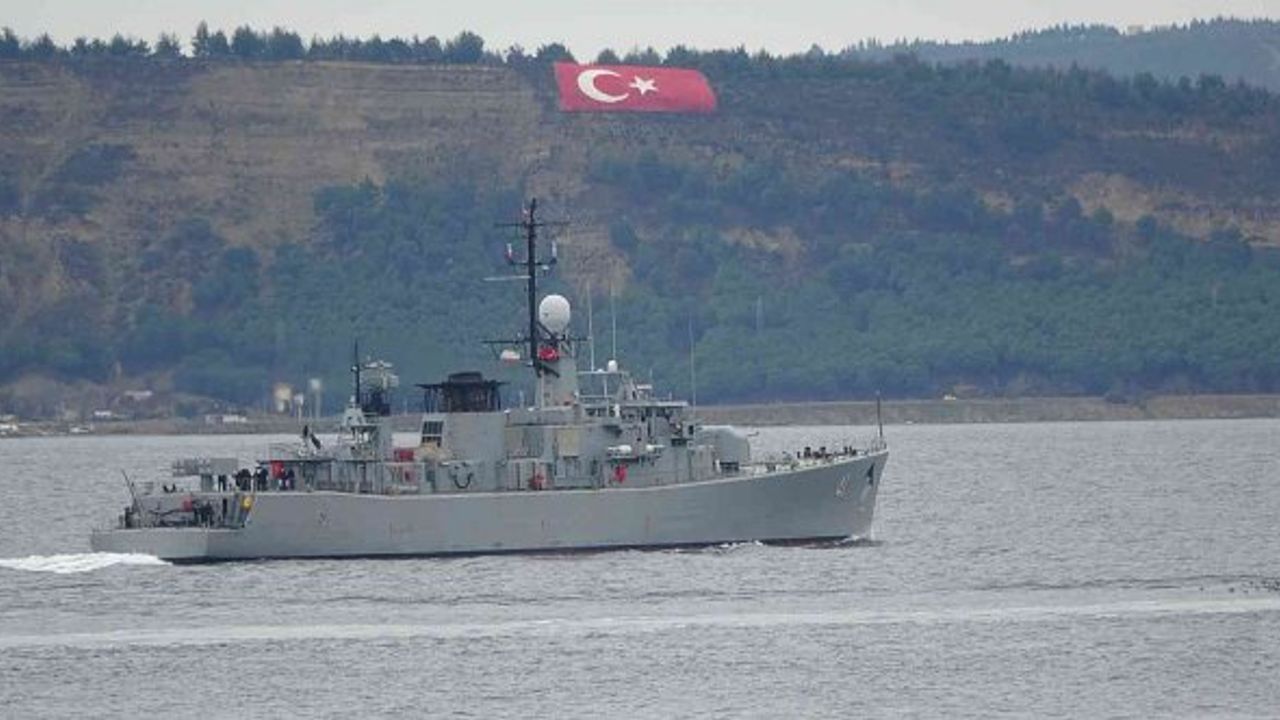 Bulgaristan Donanması'na ait savaş gemisi Çanakkale Boğazı'ndan geçti!