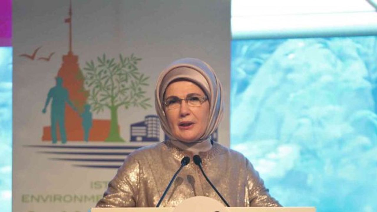 Emine Erdoğan: "Akdeniz kirlilikten olumsuz etkileniyor"