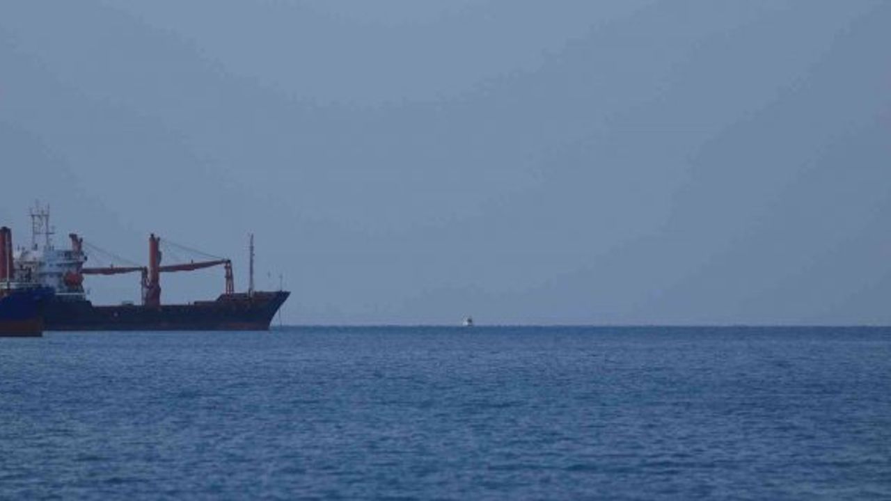 Dinamit yüklü konteyner İskenderun Körfezi’nde denize düştü!