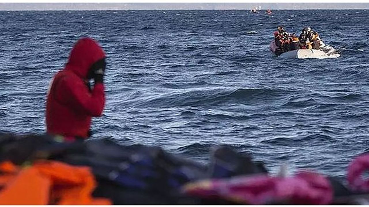 Akdeniz'de göçmen teknesinde can pazarı: 7 kişi hipotermi nedeniyle hayatını kaybetti!