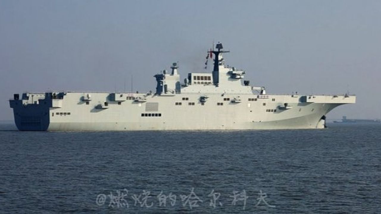 Çin donanması, ikinci Type 075 sınıfı LHD gemisini hizmete alıyor!