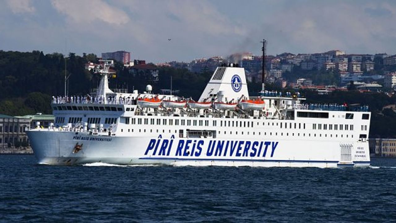 Piri Reis Üniversitesi eğitim gemisi satılıyor!