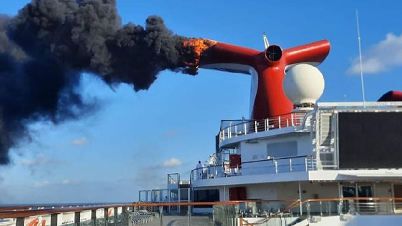 Dev yolcu gemisinde korkutan yangın (Video)