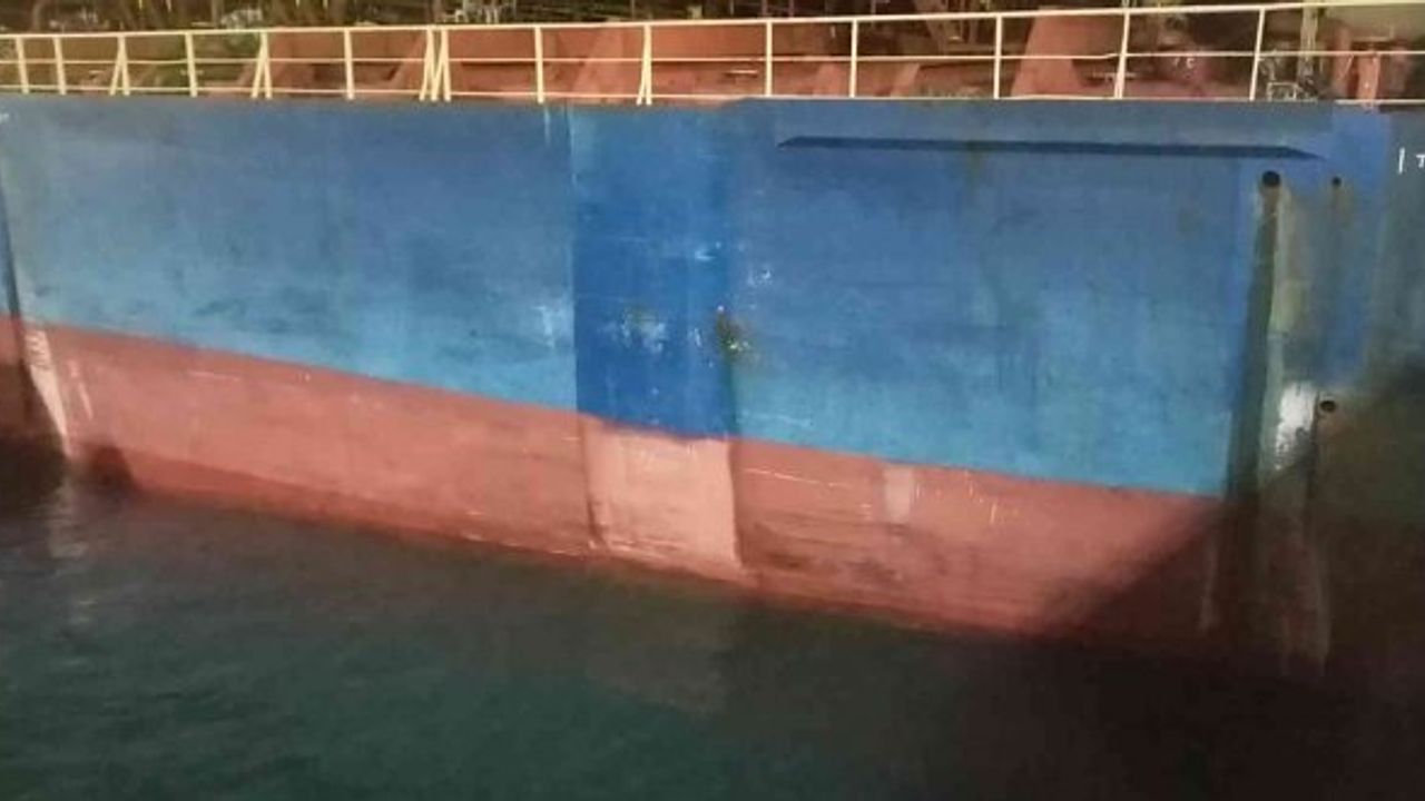 Marmara Denizi'ne asit tahliye eden tankere 19 milyon lira ceza