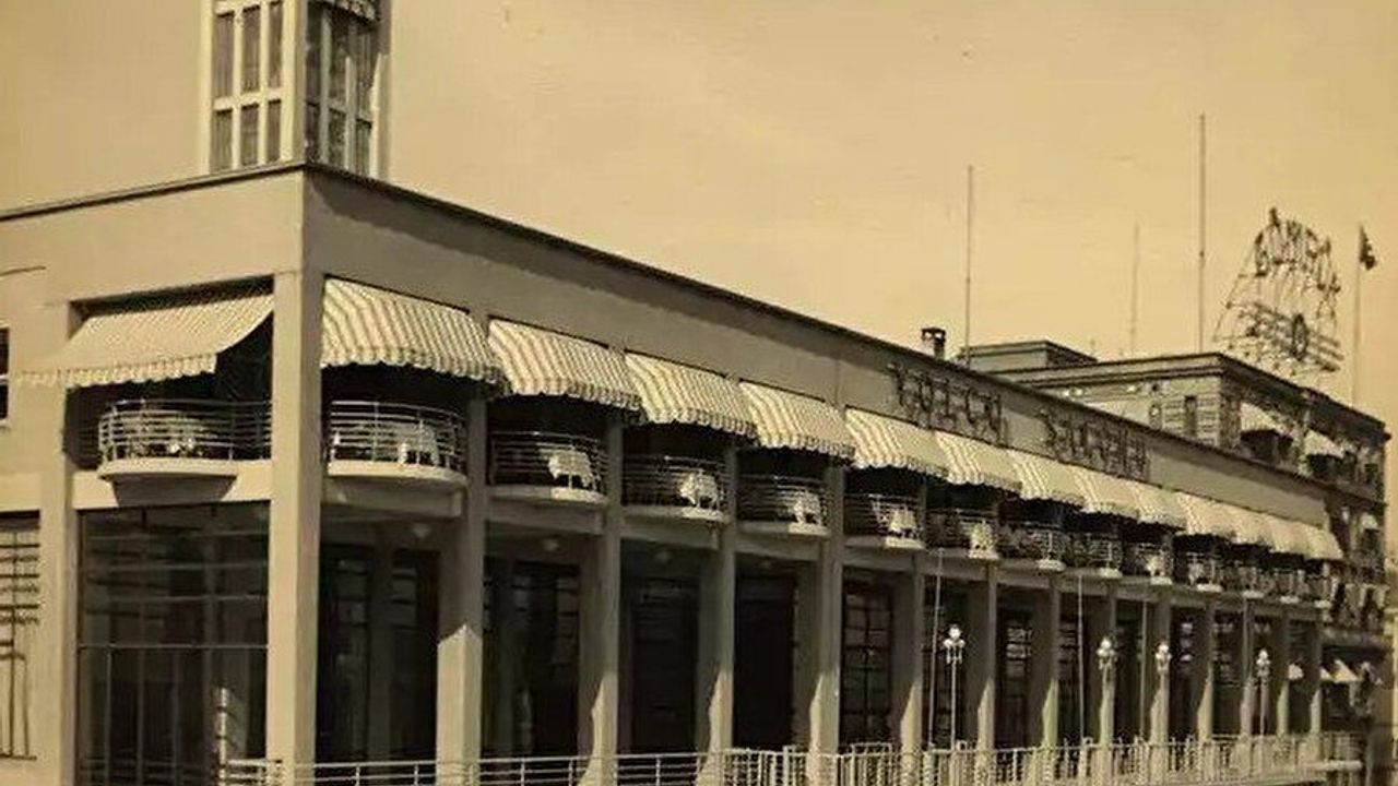 Türkiye’nin ilk deniz ulaşımı yapılarından biri: Karaköy Yolcu Salonu