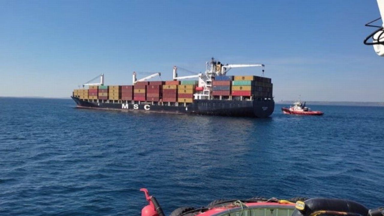 Konteyner gemisi Çanakkale açıklarında arızalandı