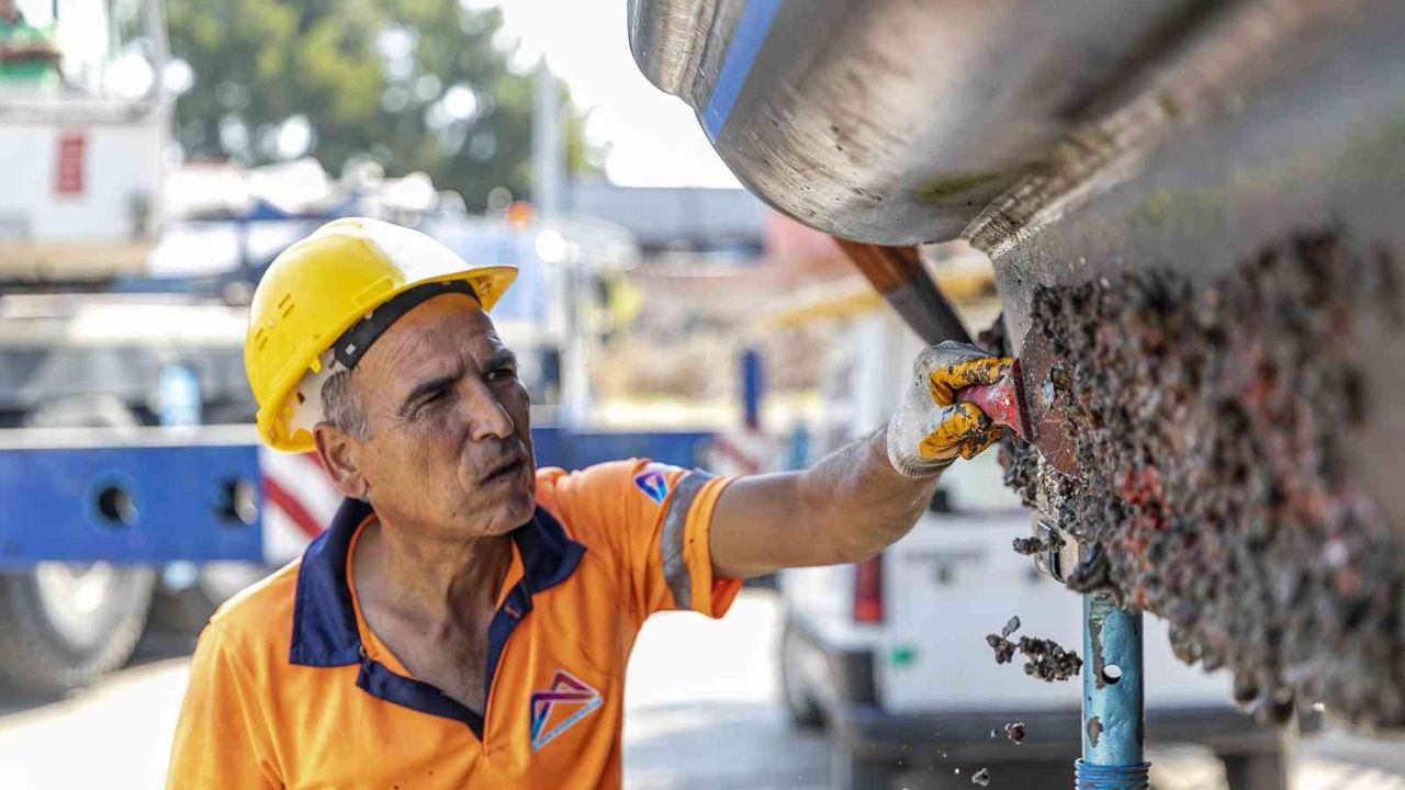 Mersin Büyükşehir Belediyesinde deniz araçlarının tamir ve bakımı kendi personelince yapılıyor
