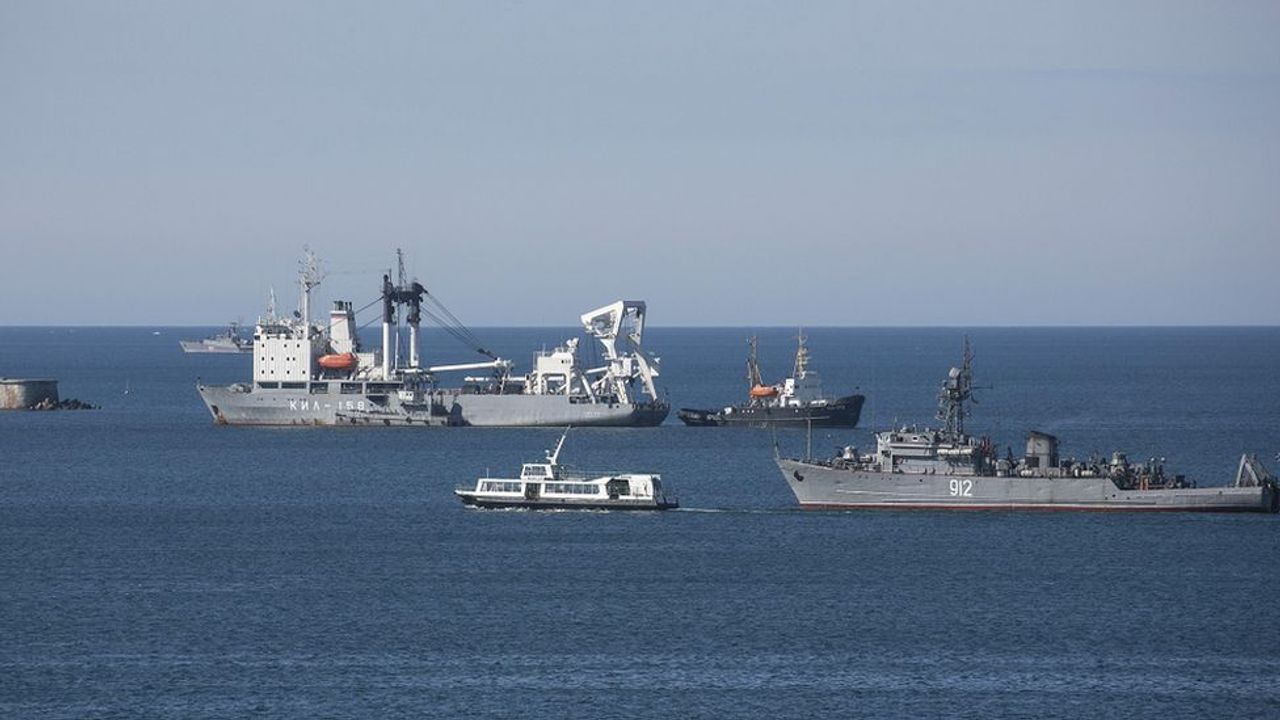 Rusya, İngiltere'yi suçladı: "Karadeniz Filomuza saldırdılar"