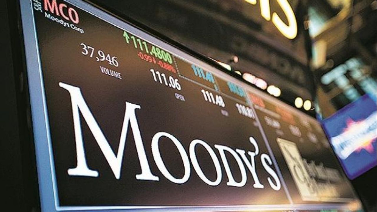 Moody's, küresel denizcilik sektörünün görünümünü negatife çevirdi