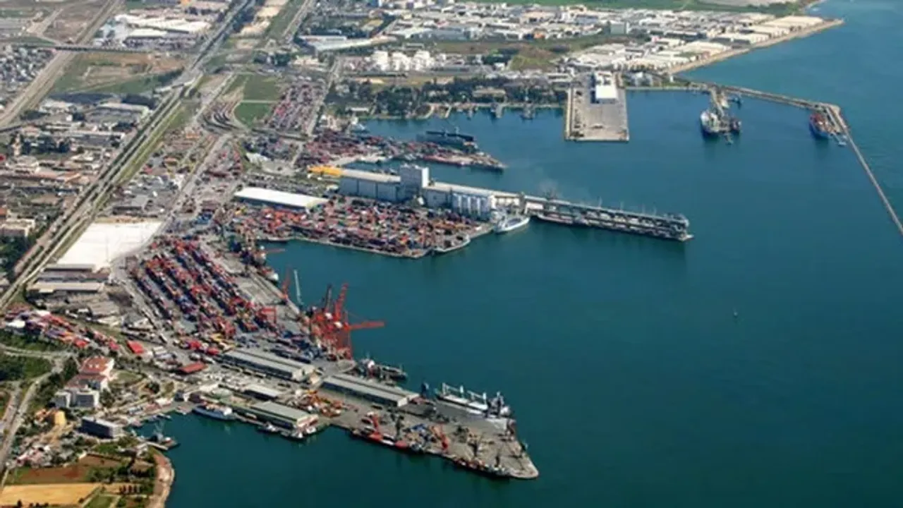 Limanlara 49 yıllık sözleşme için yüzde 10 yatırım şartı