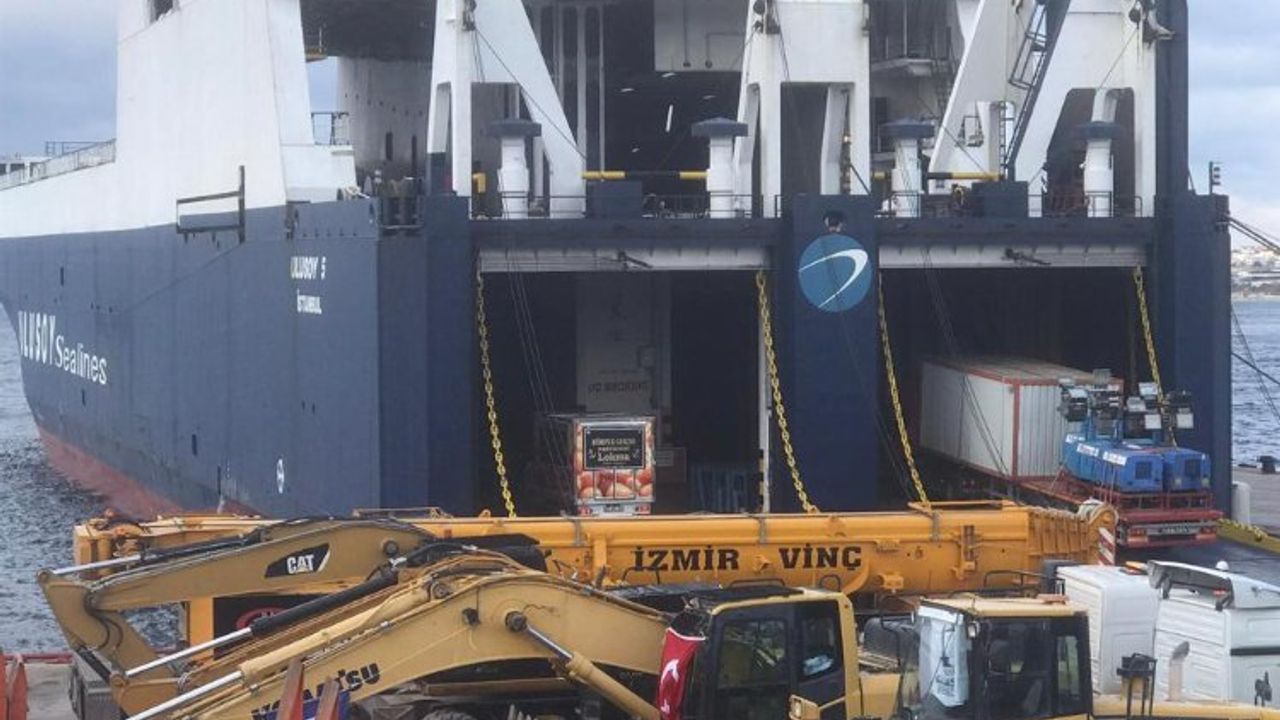 İstanbul ve İzmir'den Ro-Ro gemileri yola çıktı