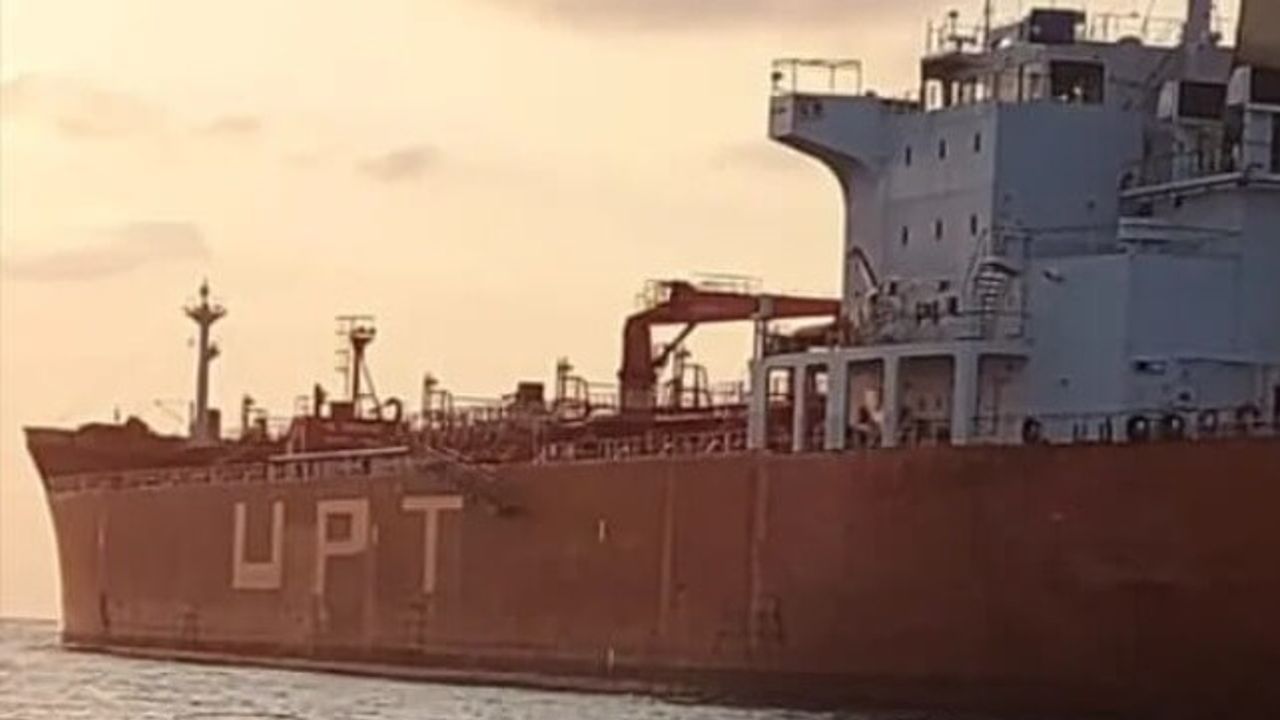 Arnavutluk, Ürün Tankerini Rus Akaryakıt Kaçakçılığı Yapmaktan Tutukladı