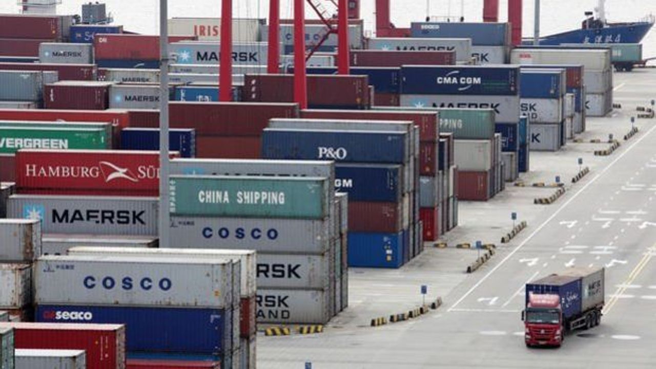 Çin'in ihracatı beklenmedik şekilde arttı