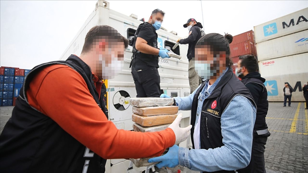 Mersin Limanı'nda 97 kilo 500 gram kokain ele geçirildi