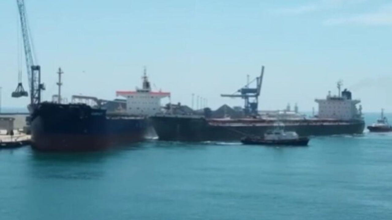 Tarragona limanında Bulkerler çarpıştı ( Video)