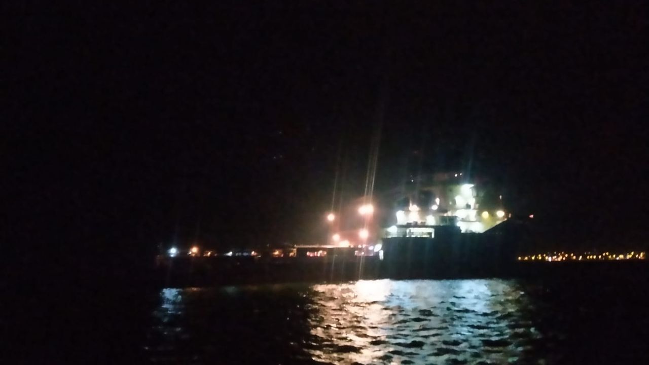 SENARA adlı destek faaliyetleri gemisi, Çanakkale Boğazında arızalandı