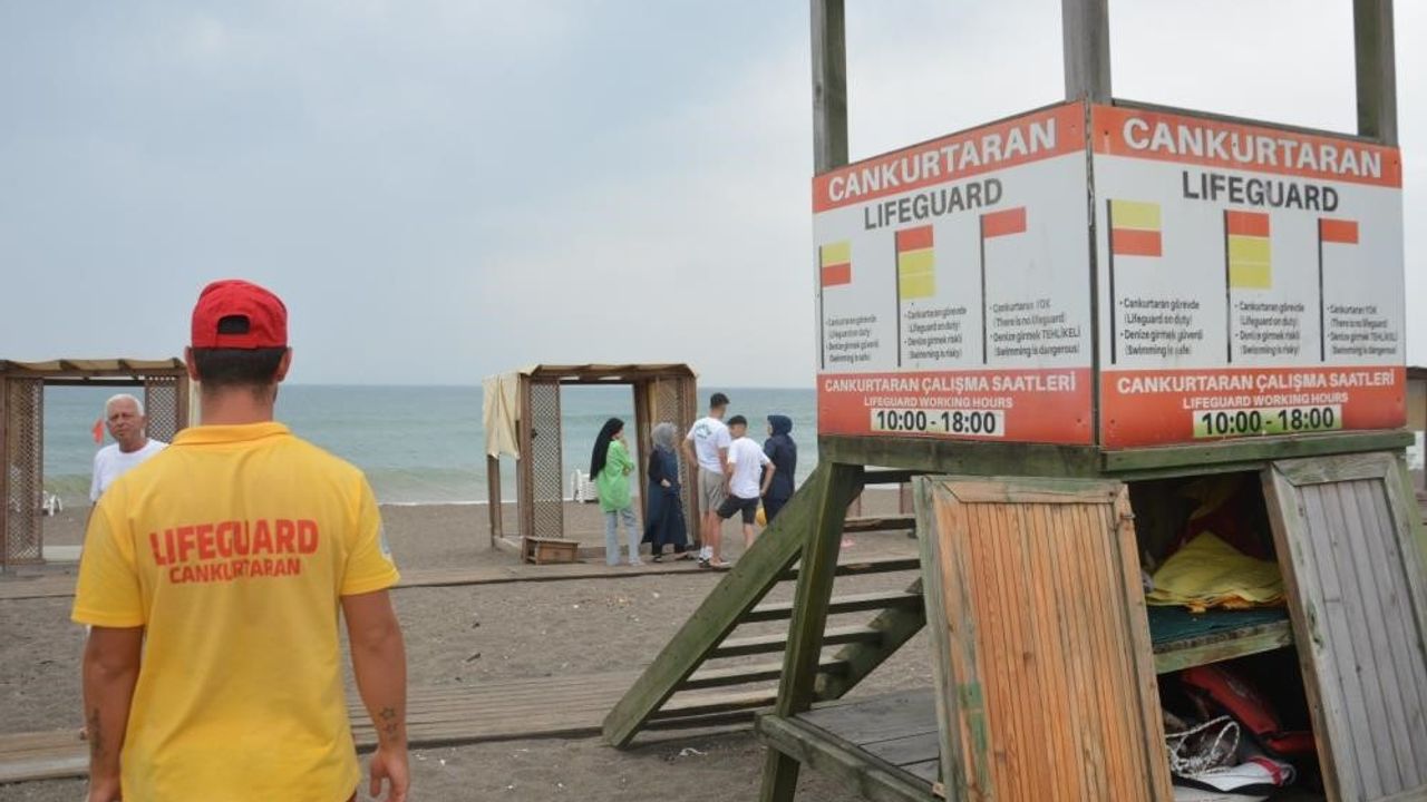 Akçakoca’da denize girmek yasaklandı