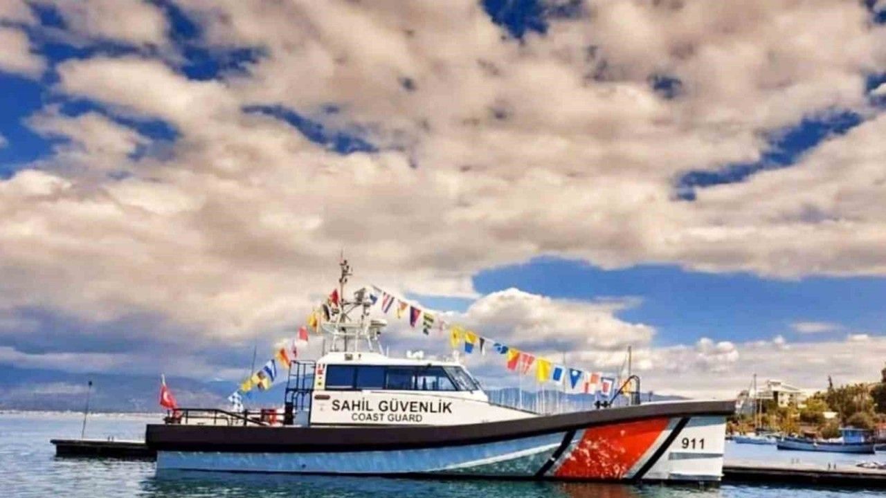 Sahil Güvenlik botları vatandaş ziyaretine açılıyor