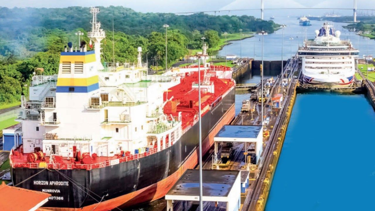 Panama Kanalını geçecek bir gemi için 2.4 milyon dolar  ödendi