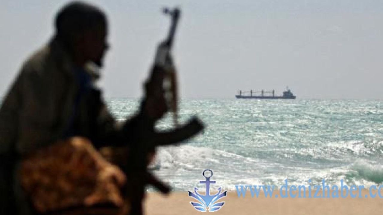 Yemen açıklarında bir gemiye İHA saldırısı