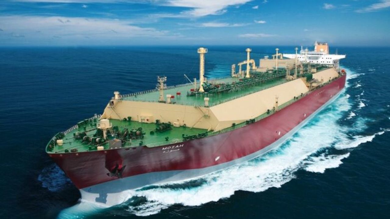 Katar'ın Çin'den Dünyanın En Büyük LNG Taşıyıcılarını Sipariş Ettiği Bildirildi