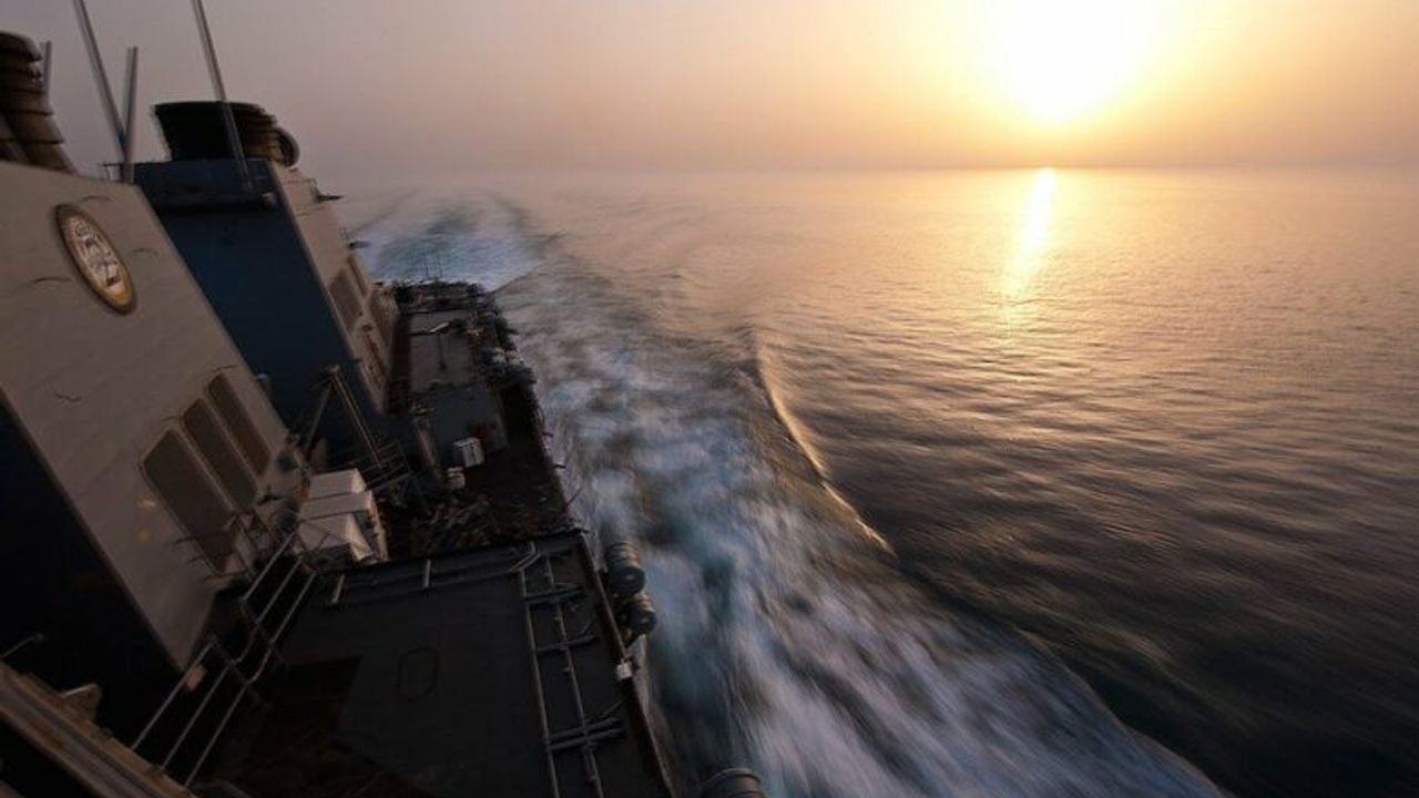 Kızıldeniz deniz kuvvetleri Husi saldırılarını kontrol altına almakta zorlanıyor