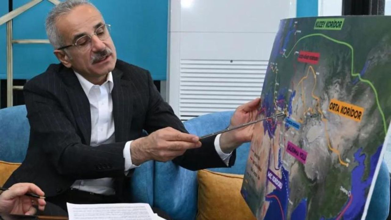 Ulaştırma Bakanı Uraloğlu İsrail'e giden gemi sayısını açıkladı