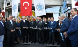 İMEAK DTO İzmir Şubesi’nin yeni hizmet binası törenle açıldı