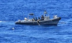 Hollanda Devriye Gemisi, Karayipler'de Yüzen 5 ton Kokain Buldu