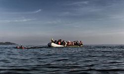 Lampedusa Adası açıklarında göçmen teknesi battı