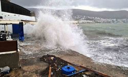 Bodrum-Marmaris arası denizlerde tam fırtına uyarısı