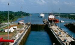 Panama Kanalı'ndaki Near Miss Reignites Tartışması