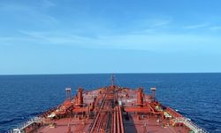 Yunan gemileri Rus petrol ihracatının pazar payını artırıyor