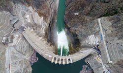 Su seviyesi 193 metreye ulaşan Yusufeli Barajı elektrik üretmeye hazırlanıyor