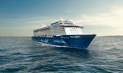 Mein Schiff 5 isimli dev yolcu gemisi tam kapasiteyle Bodrum’a geldi