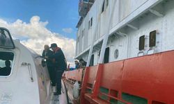 Ticari gemide rahatsızlanan vatandaş için tıbbi tahliye